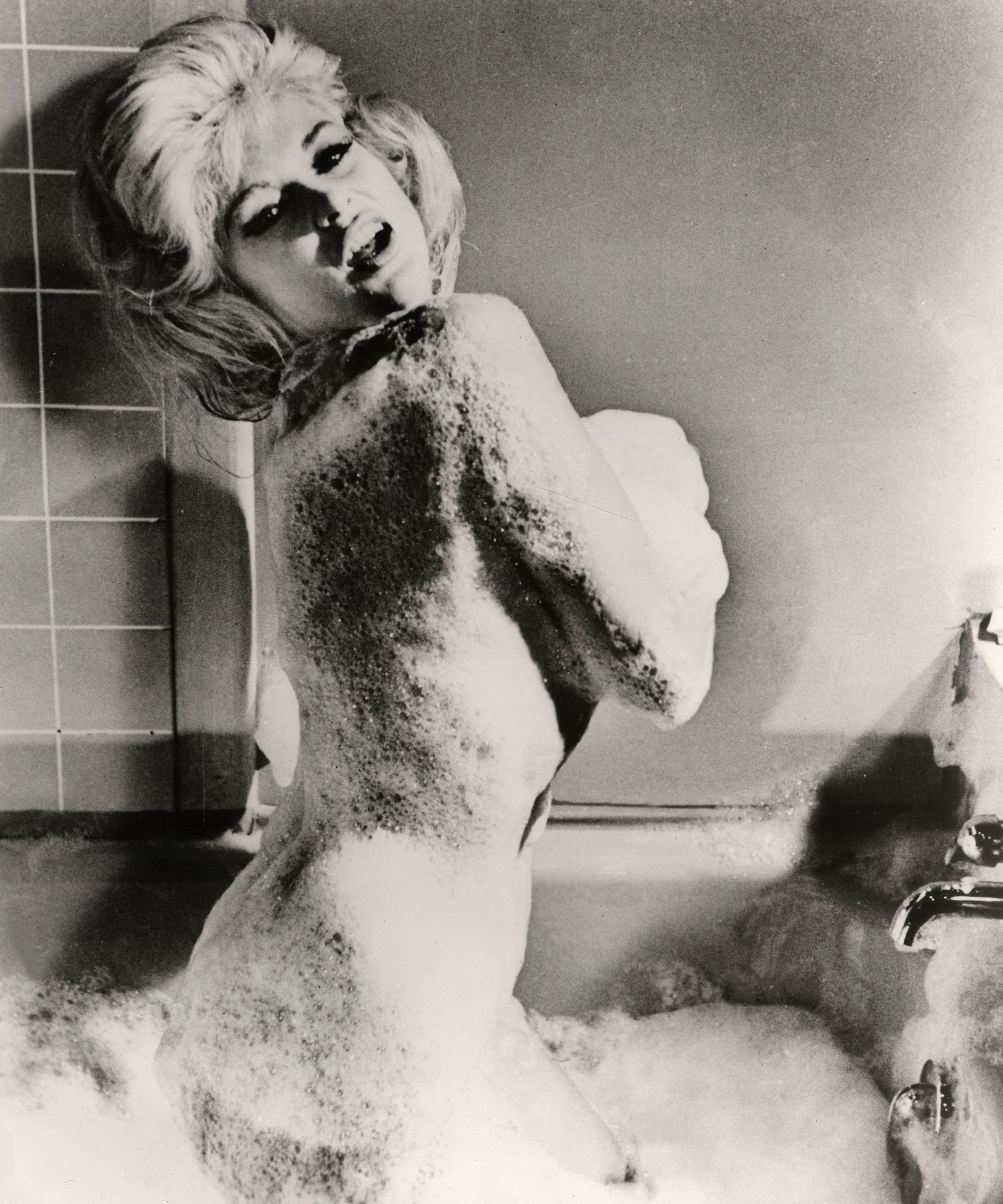 Skin Documentary Explores Famous Nude Scenes in Movies