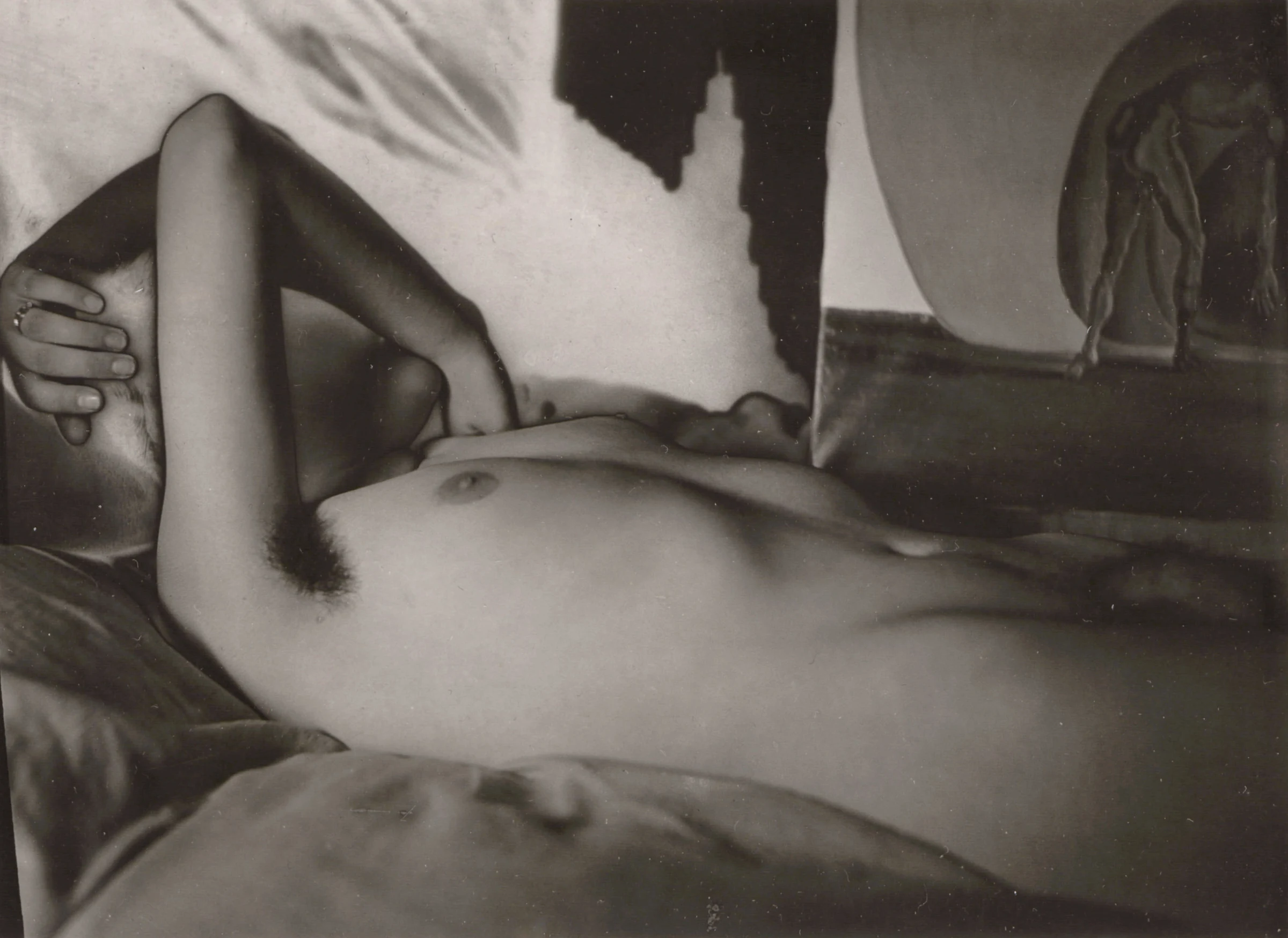 Man Ray Meret Oppenheim c. 1933