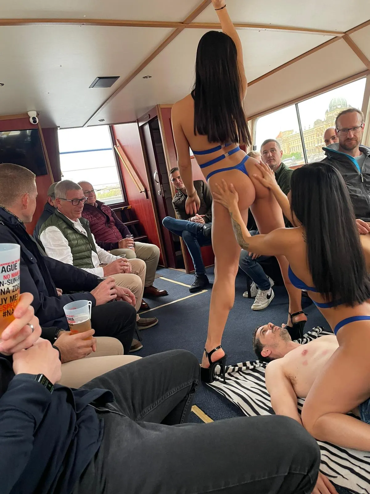 Prague Boat and Lesbian Show