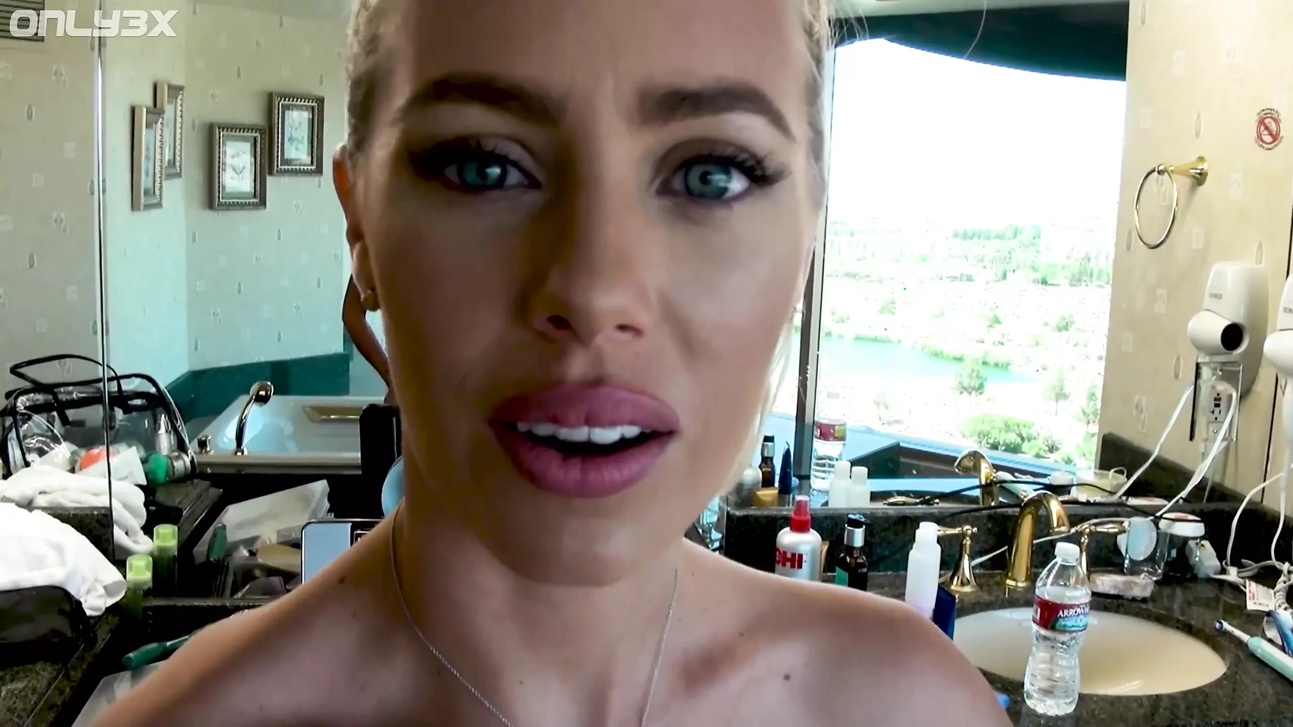 Nicole Aniston Fucks the Men She Dates: Blonde Porn
