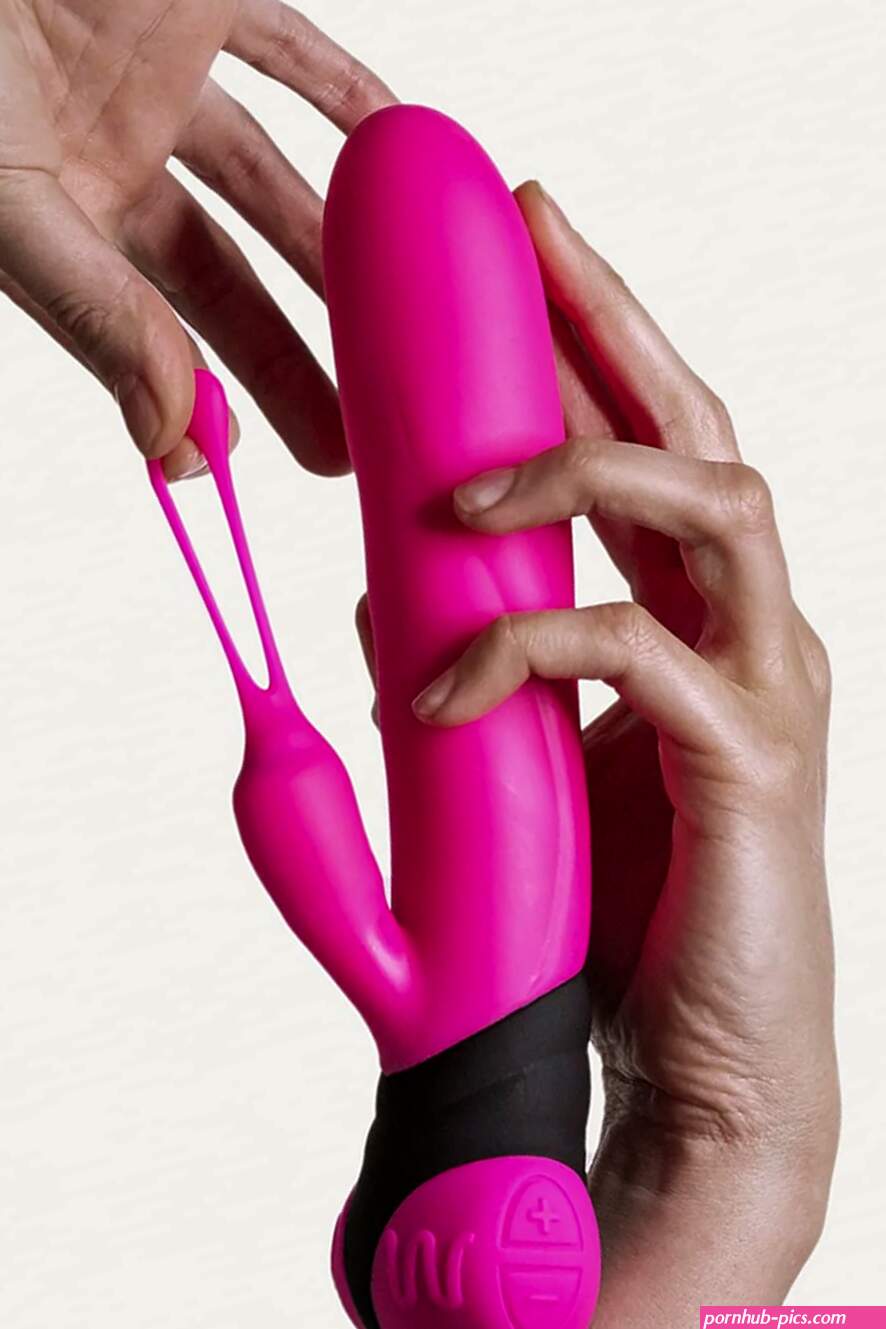 Bonnie clyde G Spot vibrator rotation vaginal massager