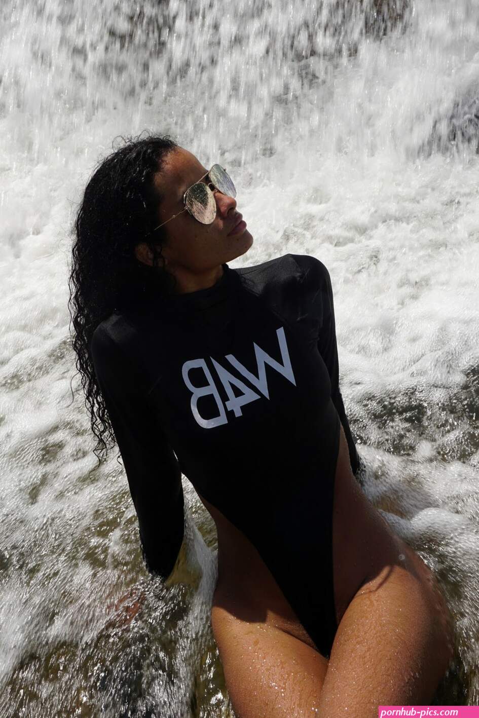 Mia Nix
