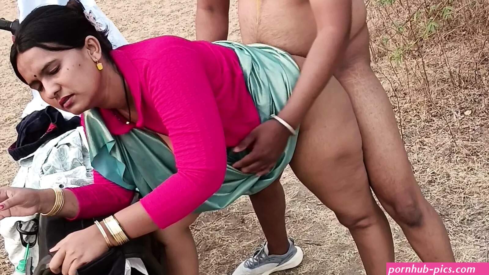 Free Desi Village Aunty Porn Videos 4