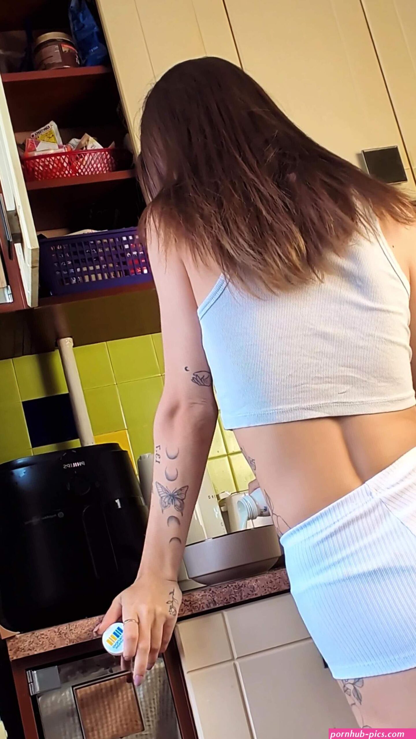 Victoria-Brooks Teasing and Solo Small Tits video