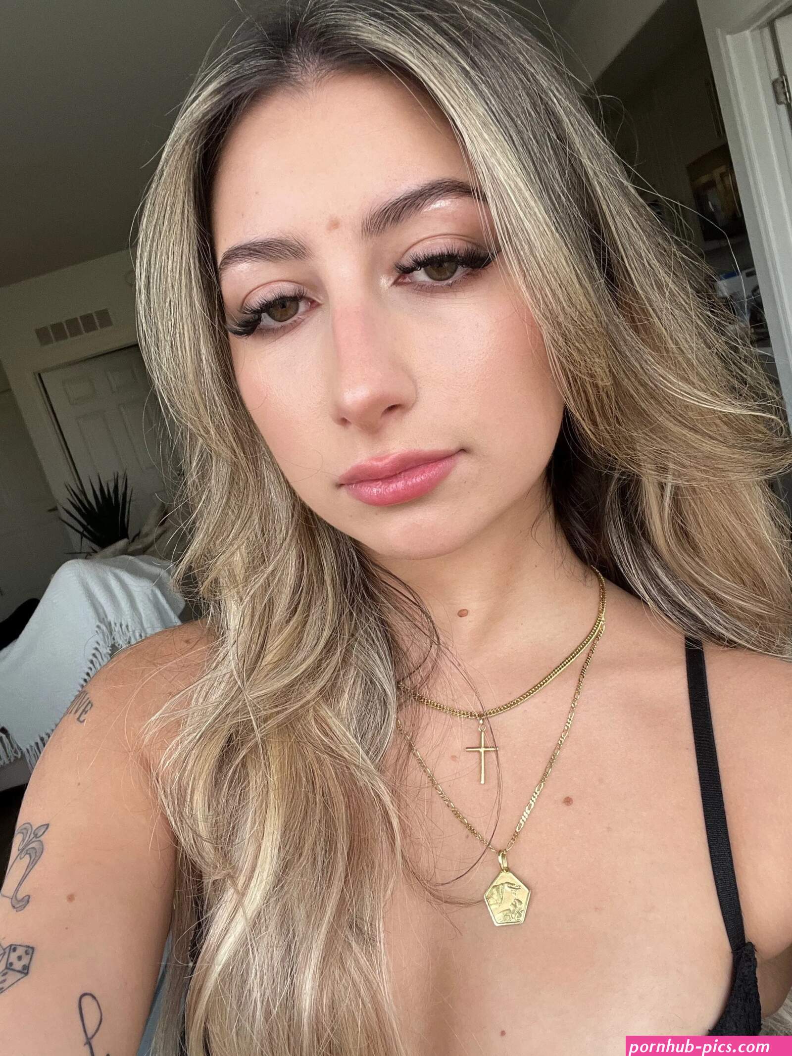 gabyloves onlyfans 1 photos