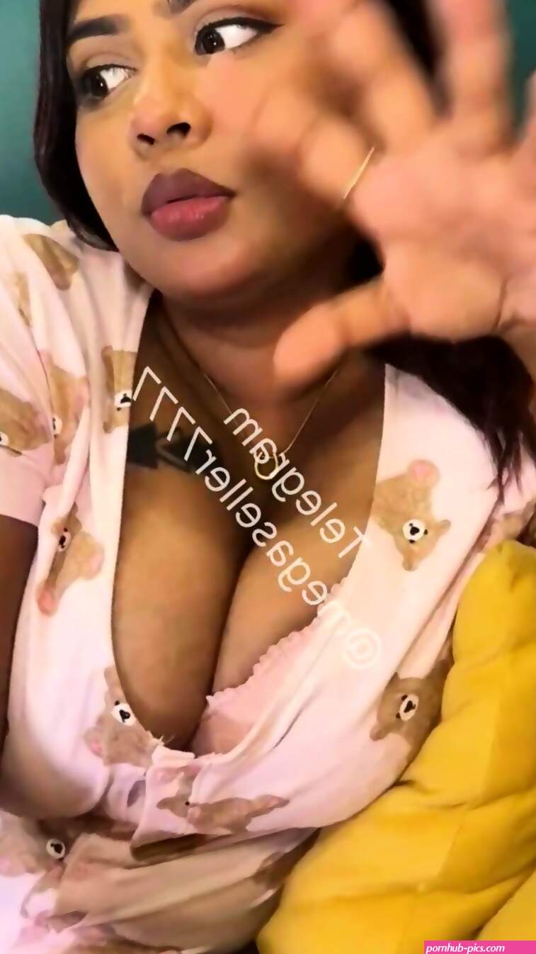 Oasi Das Latest Uncle Not Niece Roleplay Onlyfans Video Oasidas