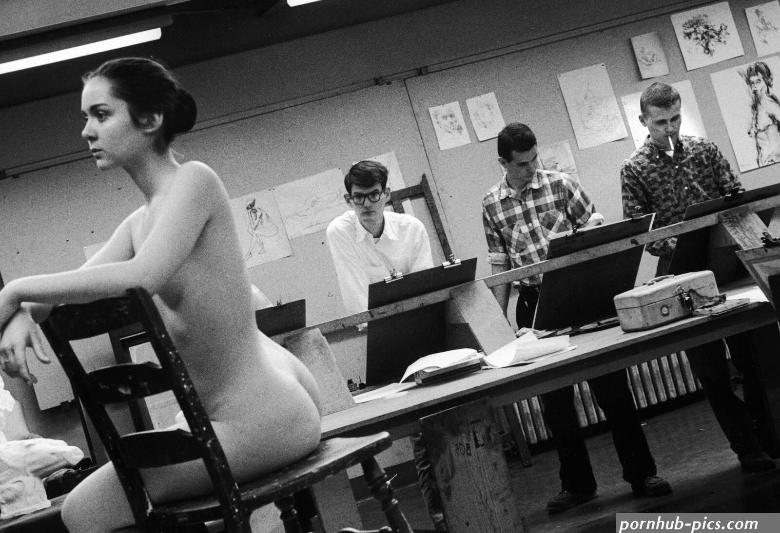 Artists and Models: A Tribute to the Human Form in Photos
