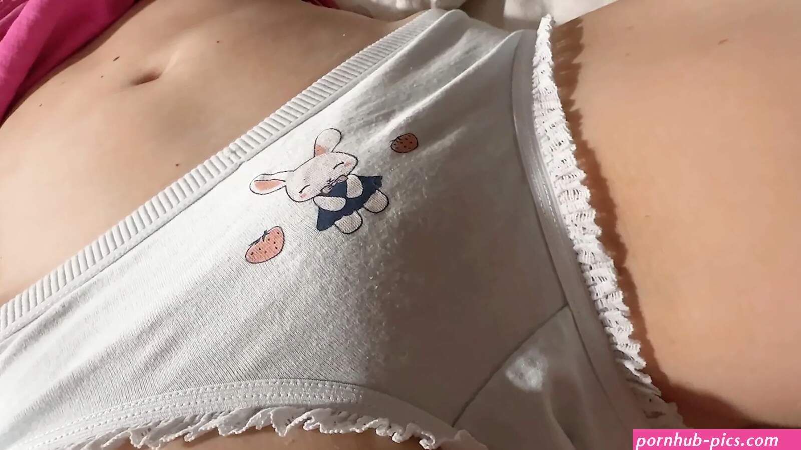 Fingering Young Pussy Porn Videos