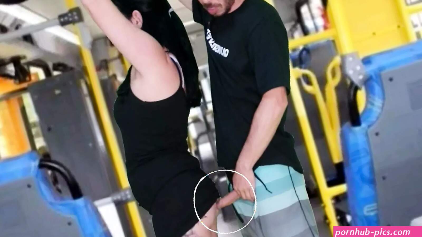 Face Covered The Bus Porn Videos